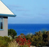 Bear Gully Coastal Cottages - Lightning Ridge Tourism