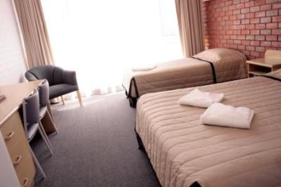 Big Valley Motor Inn - Lightning Ridge Tourism 2
