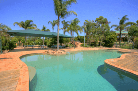 Colonial Ridge Resort - Lightning Ridge Tourism
