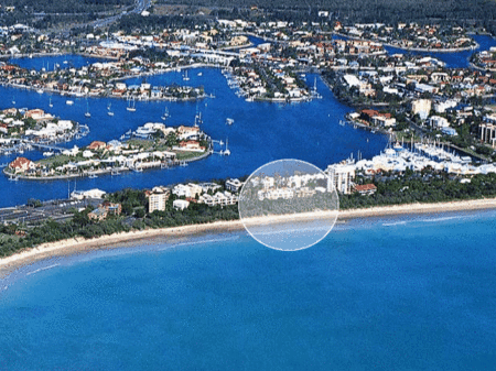 Beachcomber On The Spit - Lightning Ridge Tourism