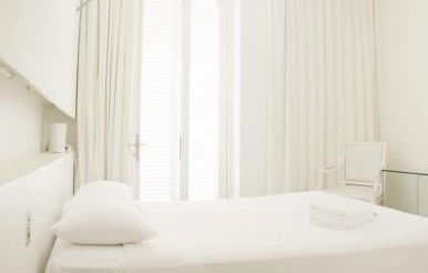 Lotel - Lightning Ridge Tourism 0