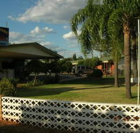 Cross Roads Motel - Lightning Ridge Tourism