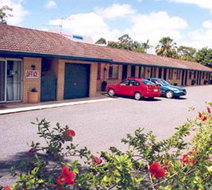 Book Goonellabah Accommodation Vacations Lightning Ridge Tourism Lightning Ridge Tourism