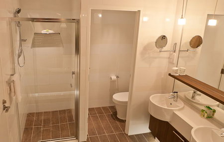 Taylors Lakes Hotel Motel - Lightning Ridge Tourism 2