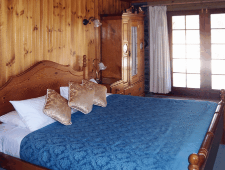 Mclaren Ridge Log Cabins - Lightning Ridge Tourism 2