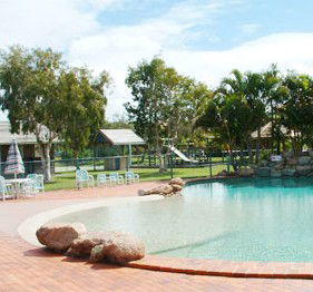 Great Sandy Straits Marina Resort - Lightning Ridge Tourism 0