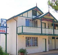 3 Explorers Motel - Lightning Ridge Tourism