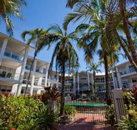 Port Douglas Beachfront Terraces - Lightning Ridge Tourism