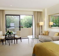 The Hills Lodge Boutique - Lightning Ridge Tourism