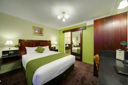 Comfort Inn And Suites Georgian Albury - Lightning Ridge Tourism 3