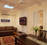 Manly Lodge Boutique Hotel - Lightning Ridge Tourism