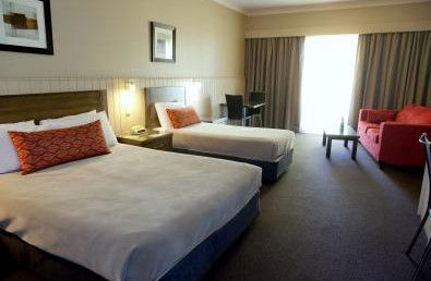 Parklands Resort & Conference Centre Mudgee - Lightning Ridge Tourism 0