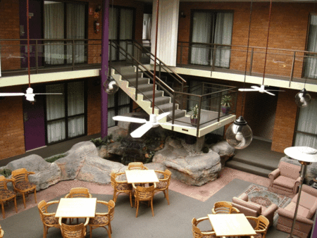 Garden Lodge Sydney - Lightning Ridge Tourism