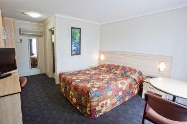 Shellharbour NSW Lightning Ridge Tourism