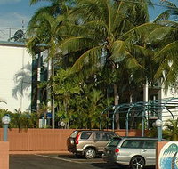 Coconut Grove Holiday Apartments - Lightning Ridge Tourism