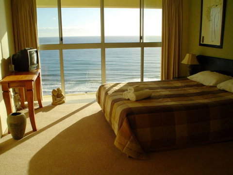 Cashelmara Beachfront Apartments - Lightning Ridge Tourism 0