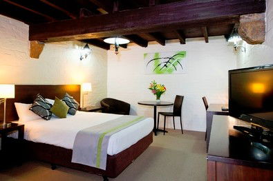 Leisure Inn Penny Royal Motel & Apartments - Lightning Ridge Tourism 1