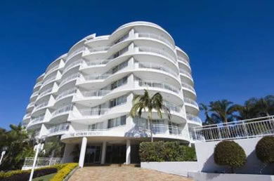 Atrium Resort - Lightning Ridge Tourism 5