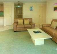 The Bay Apartments - Lightning Ridge Tourism