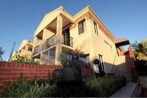 Country Comfort Inter City Perth Hotel & Apartments - Lightning Ridge Tourism 3
