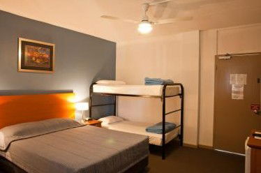 Vitina Studio Motel - Lightning Ridge Tourism 5