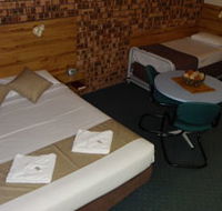 Surfside Resort Motel - Lightning Ridge Tourism