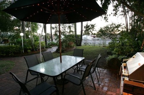St Marie Apartments - Lightning Ridge Tourism 4