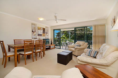 Fairseas Apartments - Lightning Ridge Tourism 8