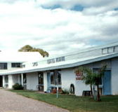 Fishpen Holiday Units - Lightning Ridge Tourism