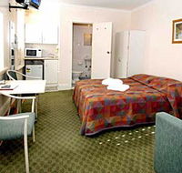 The Maisonette Hotel - Lightning Ridge Tourism