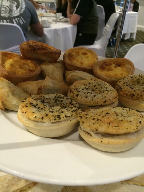 Ashton Manor - Lightning Ridge Tourism 0