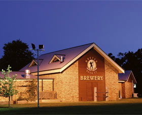 Potters Hotel And Brewery - Lightning Ridge Tourism 0