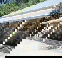 Mount Bryan Hotel - Lightning Ridge Tourism