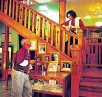 Hotel Corones - Lightning Ridge Tourism
