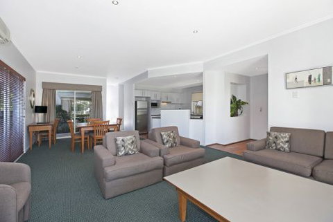Comfort Inn & Suites Northgate - Lightning Ridge Tourism 1