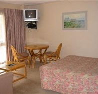 Beaumaris Bay Motel - Lightning Ridge Tourism