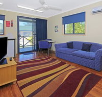  Palms Motel - Lightning Ridge Tourism