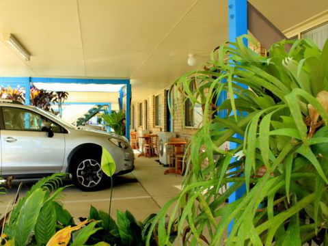 Kilcoy Gardens Motor Inn - Lightning Ridge Tourism 5