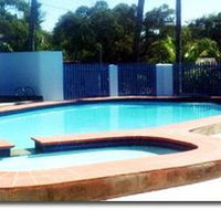 Horseshoe Bay Resort - Lightning Ridge Tourism