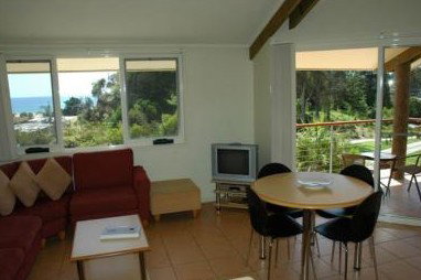 Tathra Beach House Apartments - Lightning Ridge Tourism 0