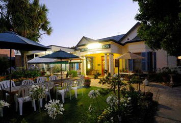 Cambrai Backpackers - Lightning Ridge Tourism 2