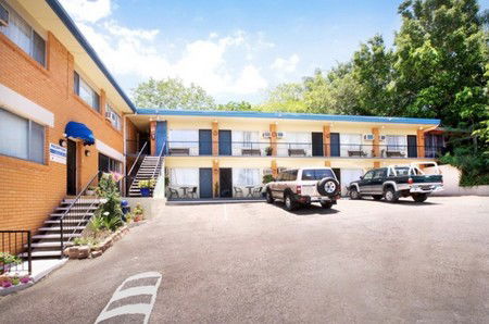 Ambassador Motor Inn Brisbane - Lightning Ridge Tourism 3