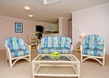 Koala Cove Holiday Apartments - Lightning Ridge Tourism 0