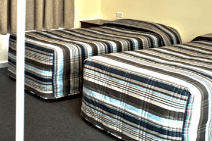 Olde Tudor Motor Inn - Lightning Ridge Tourism