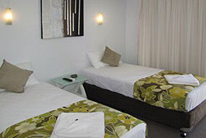 Pottsville Beach Motel - Lightning Ridge Tourism 1