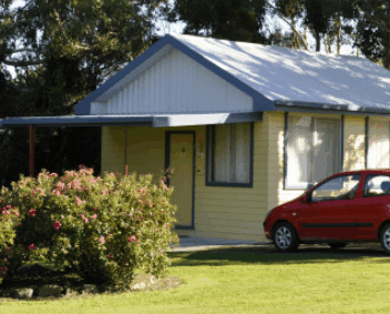 Sharonlee Strahan Villas - Lightning Ridge Tourism