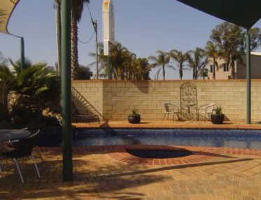 Mulwala Paradise Palms Motel - Lightning Ridge Tourism 5