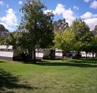 Riverbend Caravan Park - Lightning Ridge Tourism
