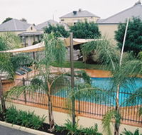 Bridges on Meninya Motel  Apartments - Lightning Ridge Tourism