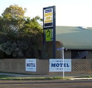 Berkeley Lodge Motor Inn - Lightning Ridge Tourism
